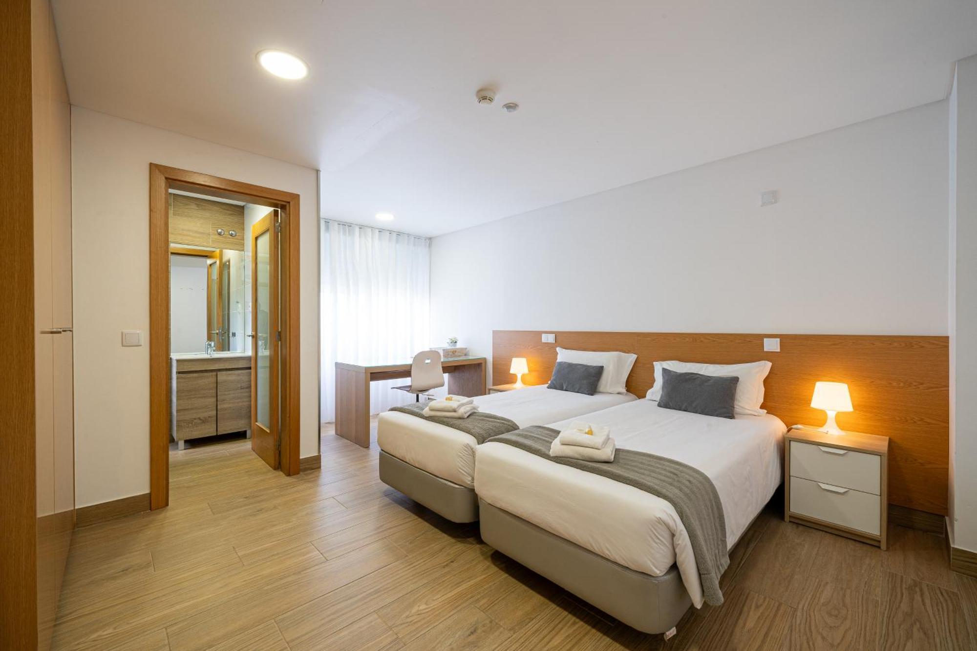 Central Suites 3 São João da Madeira Exteriör bild