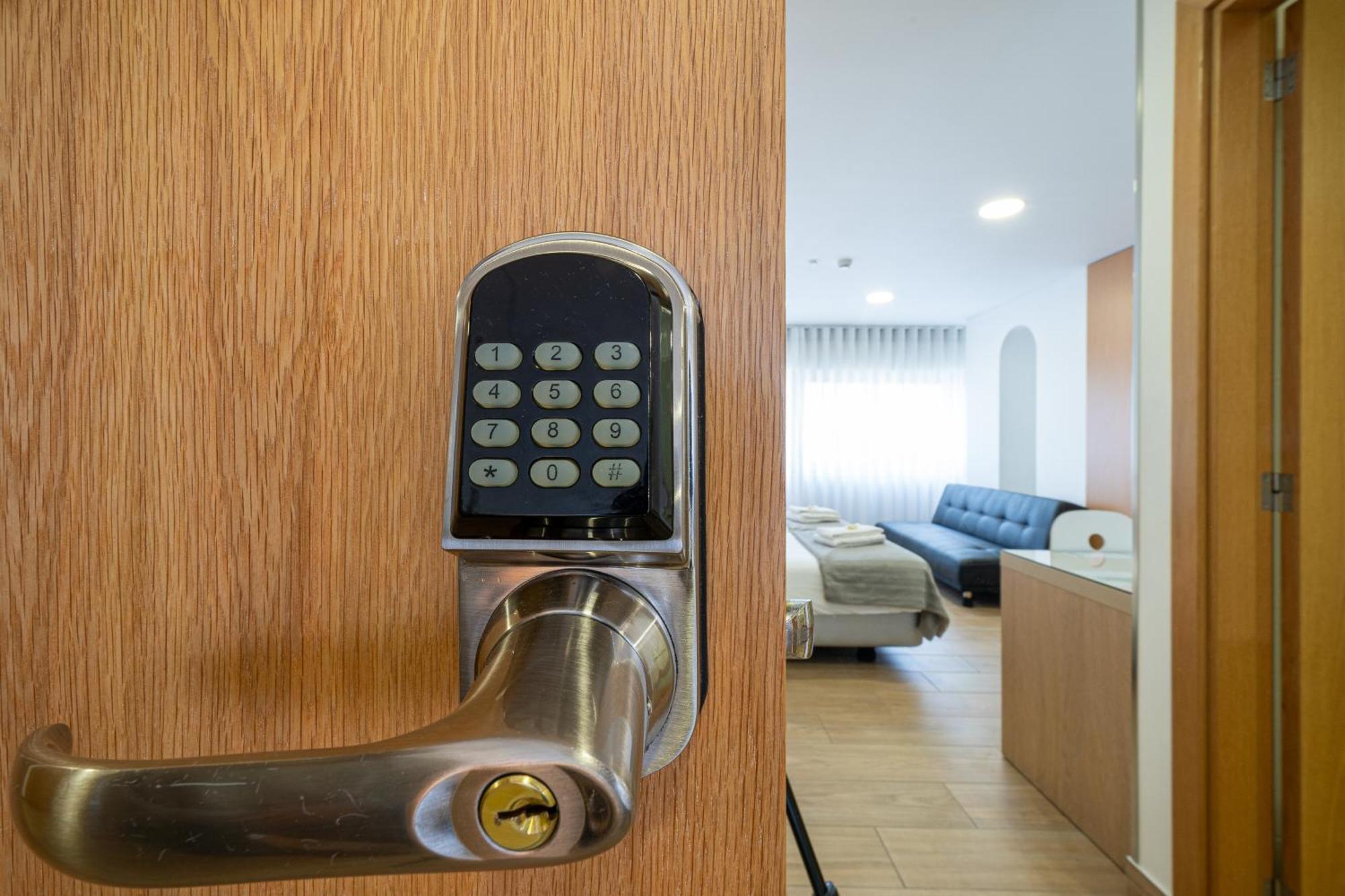 Central Suites 3 São João da Madeira Exteriör bild