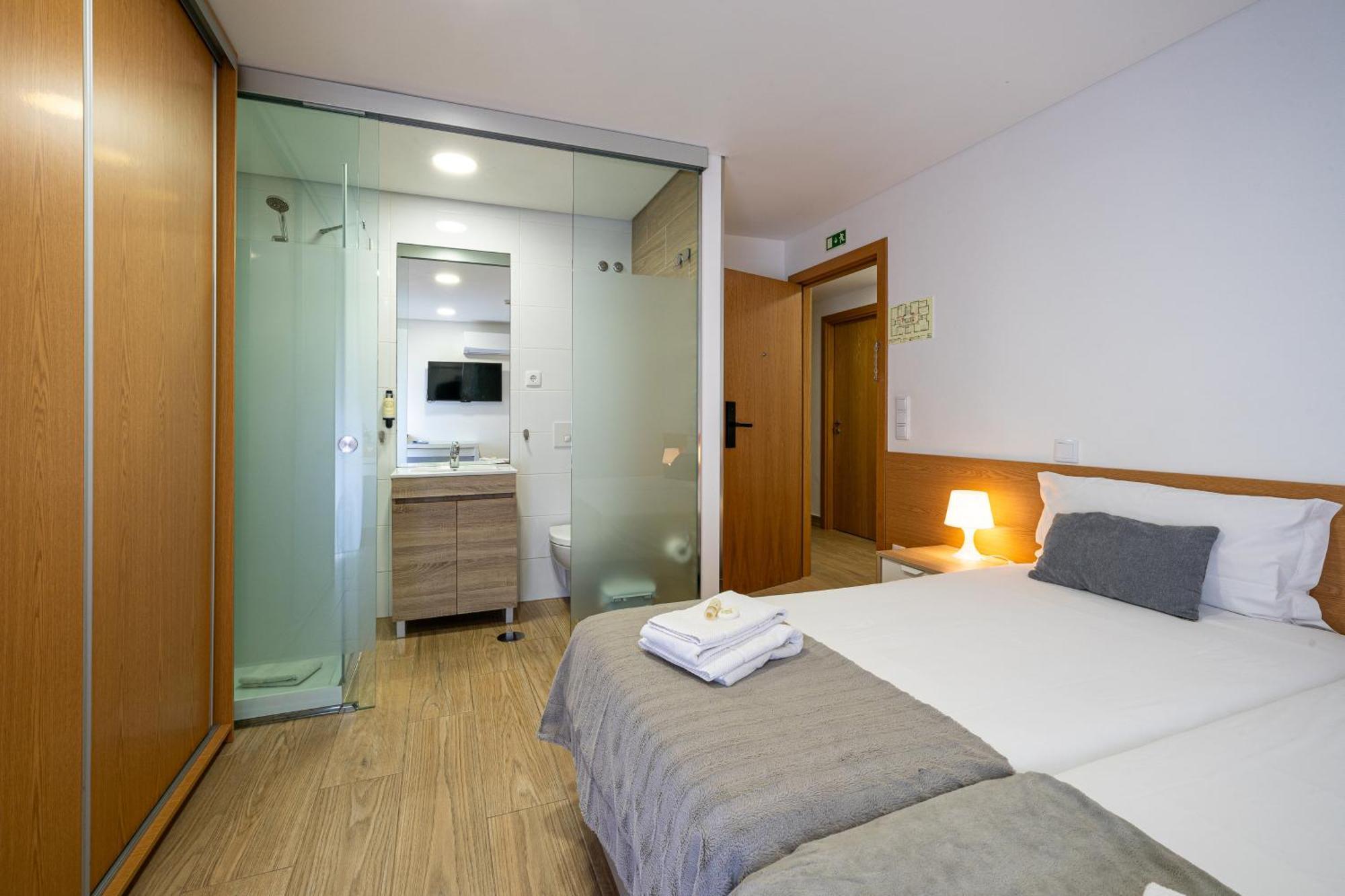 Central Suites 3 São João da Madeira Exteriör bild