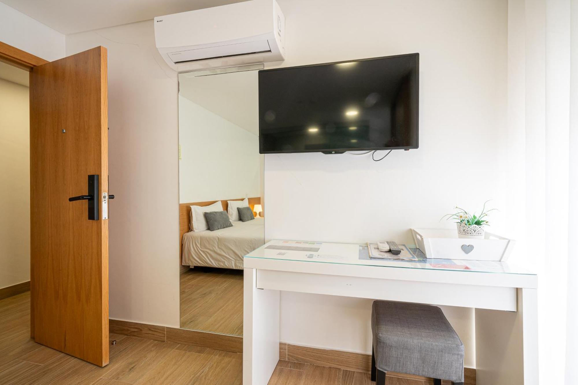 Central Suites 3 São João da Madeira Exteriör bild