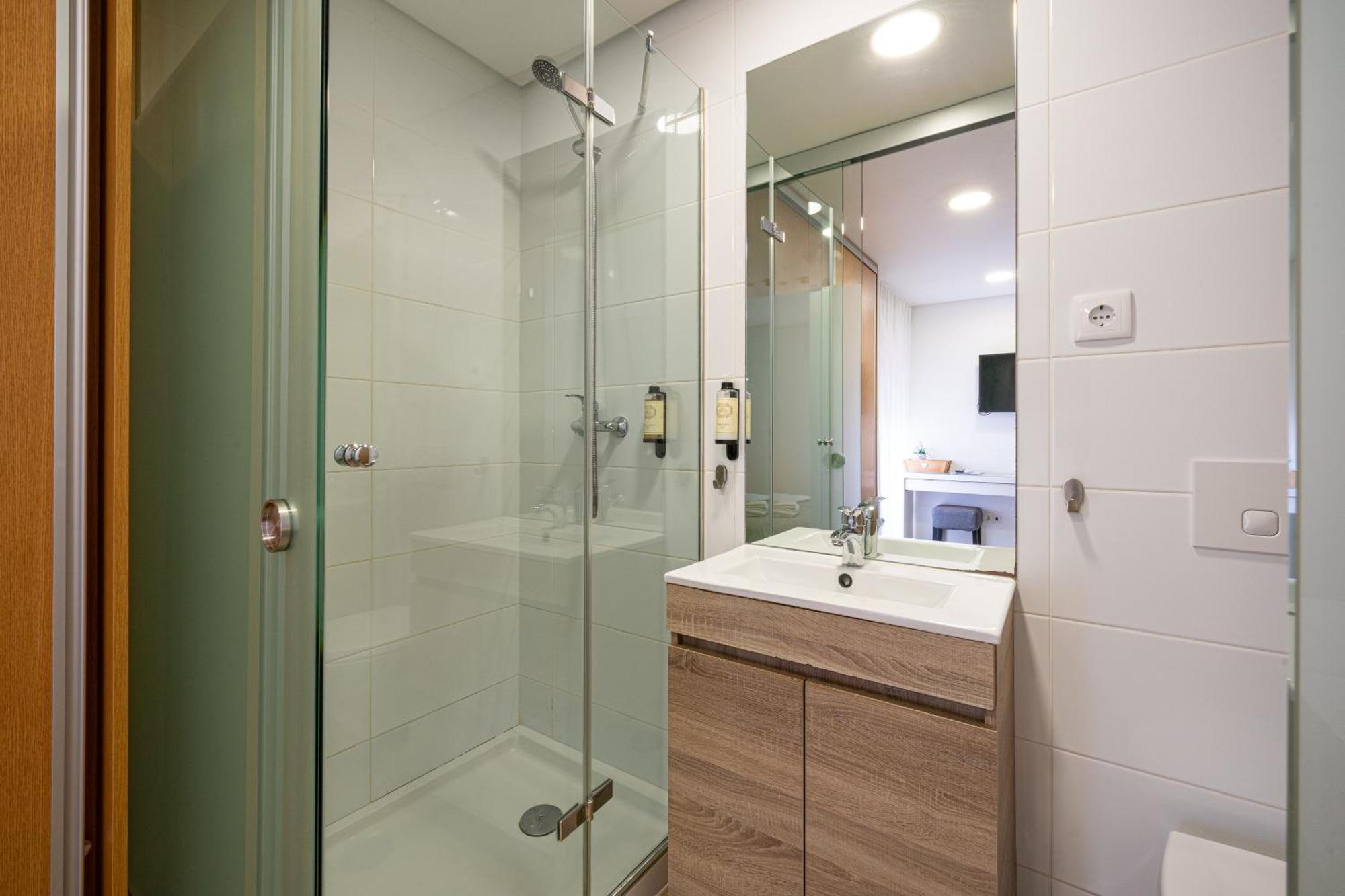 Central Suites 3 São João da Madeira Exteriör bild